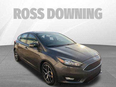 Used 2017 Ford Focus SEL image 3