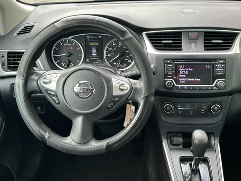 Used 2018 Nissan Sentra S w/ S Midnight Style Package FWD image 13