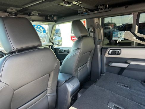 Used 2023 Ford Bronco Wildtrak AWD/4WD image 42