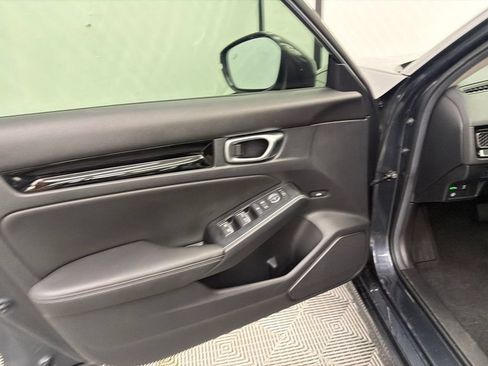 Used 2024 Honda Civic Touring image 11