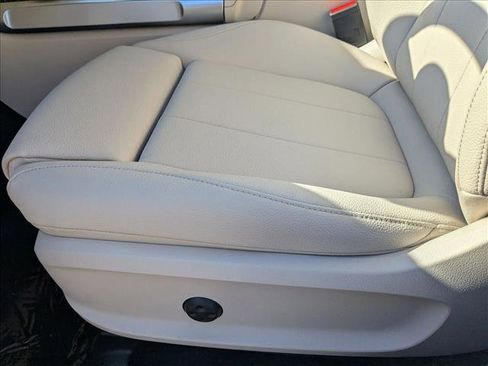 Certified 2026 Mercedes-Benz GLB 250 4MATIC image 3