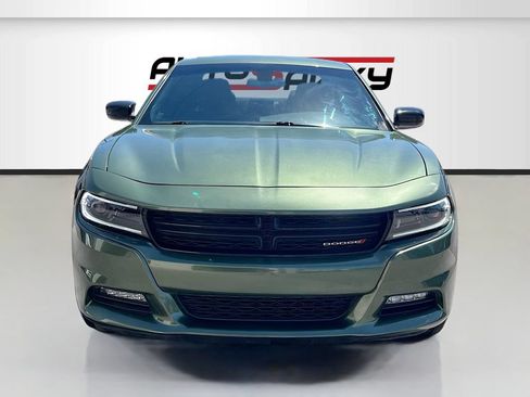 Used 2023 Dodge Charger SXT w/ Blacktop Package AWD/4WD image 2