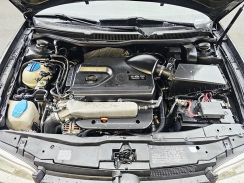 Used 2006 Volkswagen GTI FWD image 15