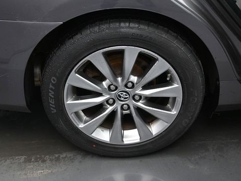 Used 2016 Toyota Camry XLE image 36