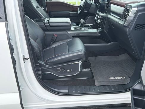 Used 2022 Ford F150 Lariat w/ Equipment Group 502A High AWD/4WD image 13