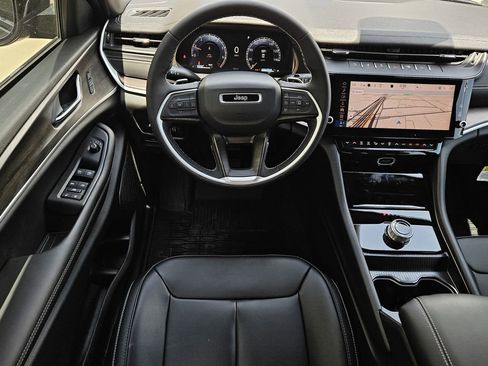 New 2026 Jeep Grand Cherokee Limited w/ Limited Altitude Package RWD image 10