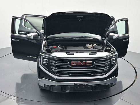 Used 2025 GMC Sierra 1500 SLT AWD/4WD image 46