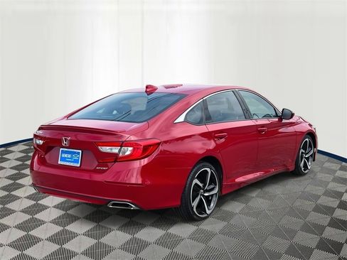 Used 2020 Honda Accord Sport image 4