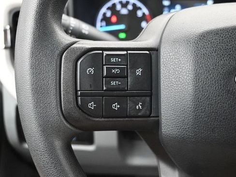 Used 2025 Ford F250 XLT AWD/4WD image 9