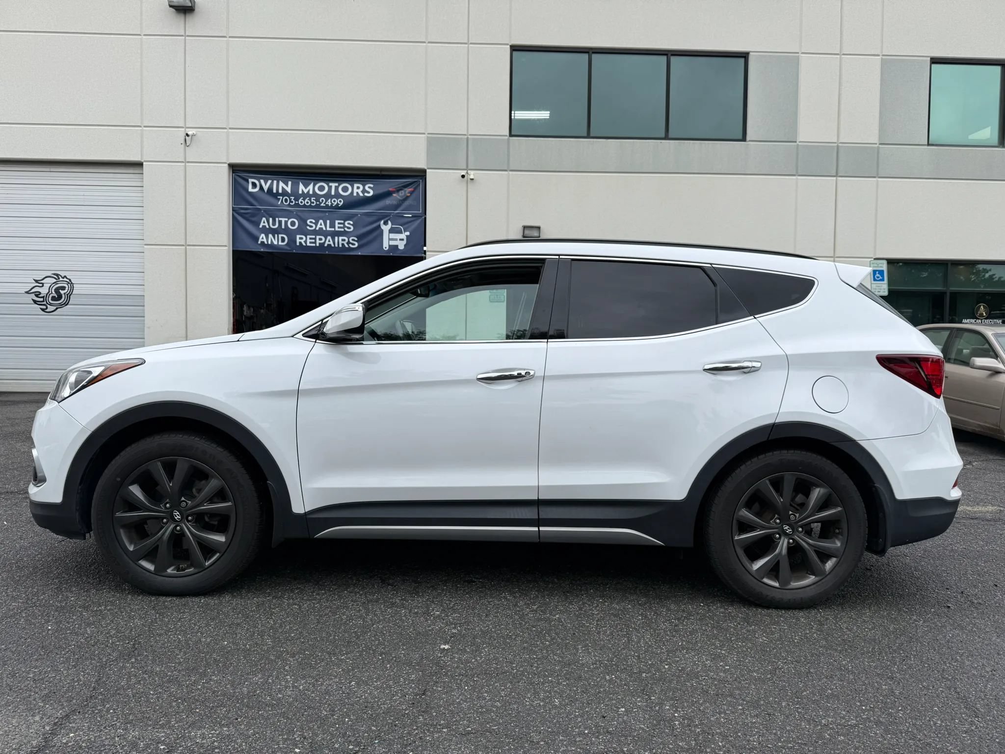 Used 2018 Hyundai Santa Fe Sport FWD image 6