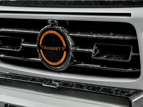 Used 2025 Mercedes-Benz G 63 AMG 4MATIC image 8