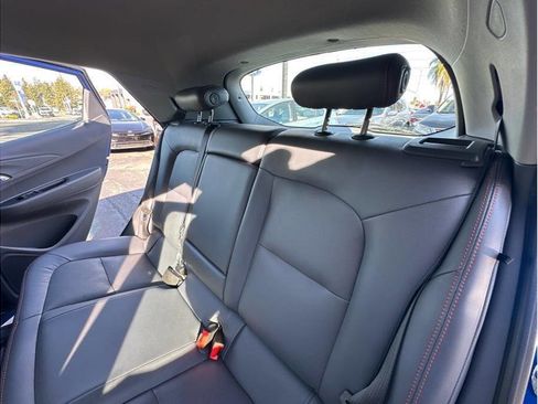 Used 2019 Chevrolet Bolt Premier w/ Infotainment Package image 23