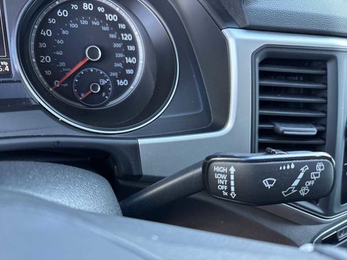 Used 2021 Volkswagen Atlas SE image 26