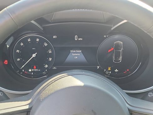 Used 2025 Alfa Romeo Stelvio Sprint AWD/4WD image 30