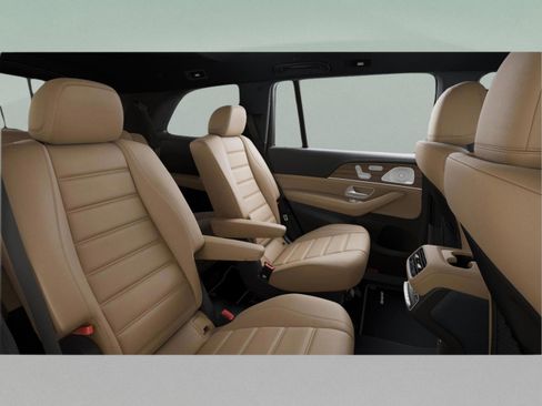 New 2026 Mercedes-Benz GLS 580 4MATIC image 41