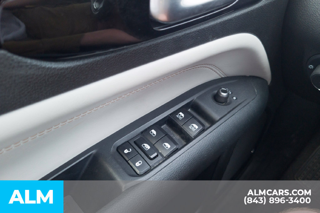 Used 2024 Jeep Compass Limited AWD/4WD image 35