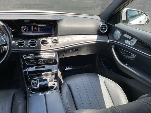 Used 2017 Mercedes-Benz E 300 image 16