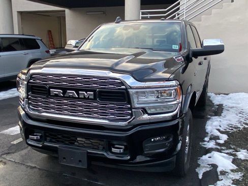 Used 2022 RAM 2500 Limited image 5