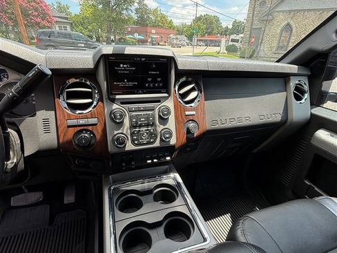 Used 2015 Ford F350 Lariat w/ Lariat Ultimate Package AWD/4WD image 14
