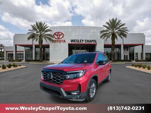 Used 2023 Honda Passport TrailSport image 1