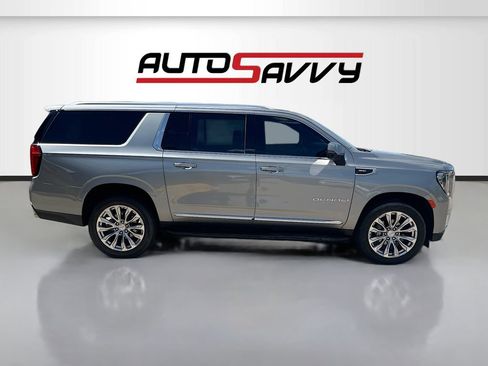 Used 2024 GMC Yukon XL Denali AWD/4WD image 8