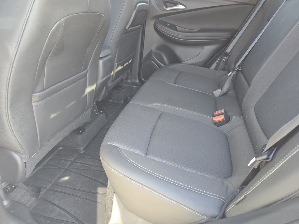 Used 2024 Buick Encore GX Preferred w/ Comfort Package FWD image 24