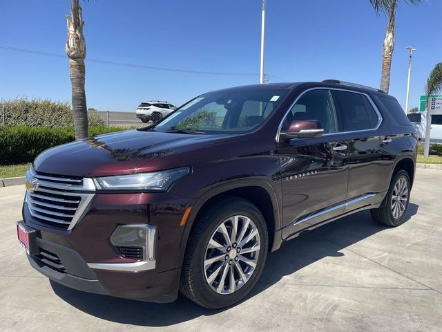 Used 2023 Chevrolet Traverse Premier FWD image 1