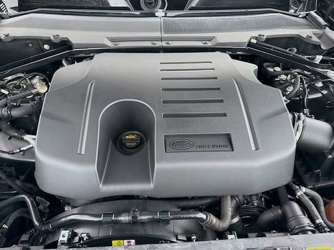 Certified 2023 Land Rover Defender 110 X-Dynamic SE image 32