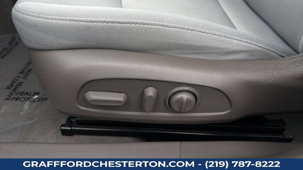 Used 2024 Chevrolet Malibu LT FWD image 15