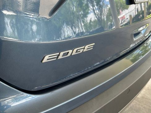 Used 2019 Ford Edge Titanium w/ Cargo Accessory Package FWD image 15