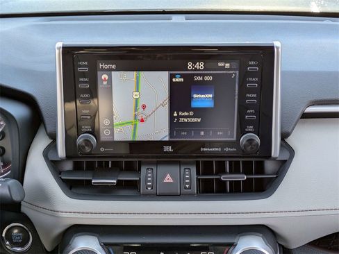 Used 2021 Toyota RAV4 Limited image 19