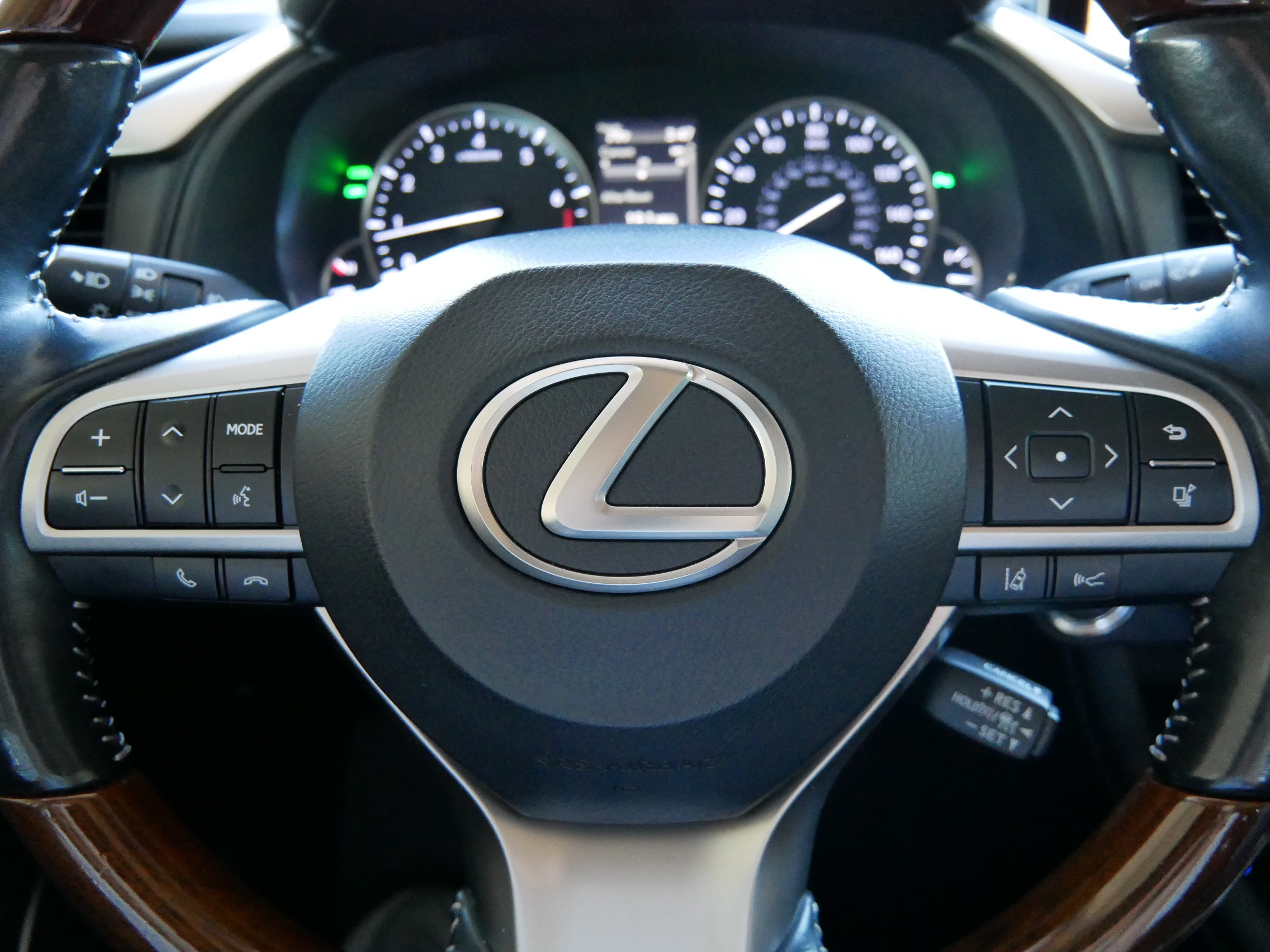 Used 2018 Lexus RX 350L FWD image 32