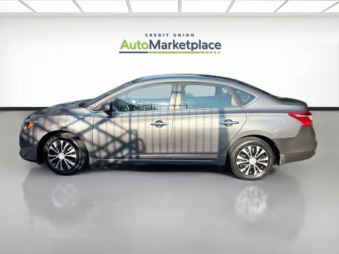 Used 2019 Nissan Sentra S FWD image 4