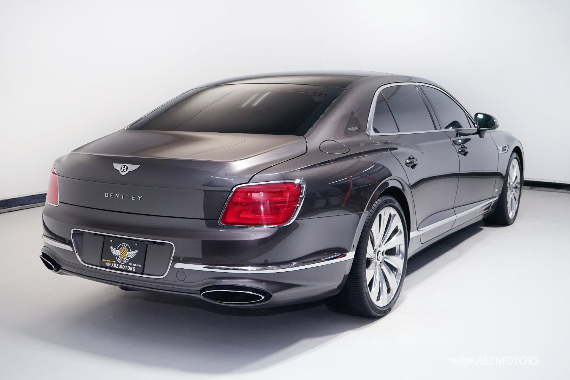 Used 2021 Bentley Flying Spur W12 w/ First Edition Specification AWD/4WD image 5