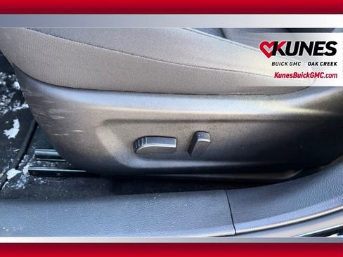 Used 2024 Nissan Altima 2.5 SV FWD image 10