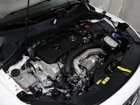 Certified 2026 Mercedes-Benz GLA 250 4MATIC image 36