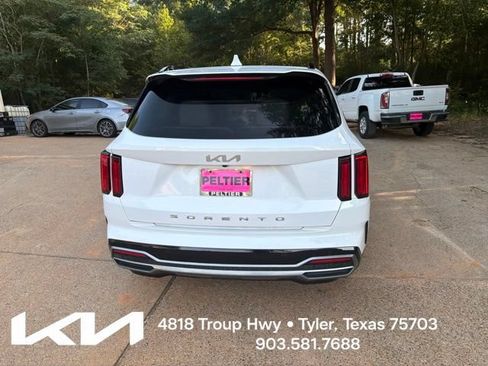 Used 2022 Kia Sorento SX FWD image 10
