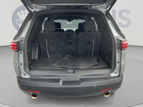Used 2023 Chevrolet Traverse LT AWD/4WD image 25