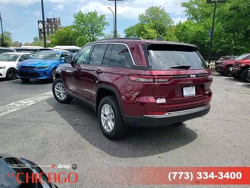 New 2025 Jeep Grand Cherokee Laredo image 9