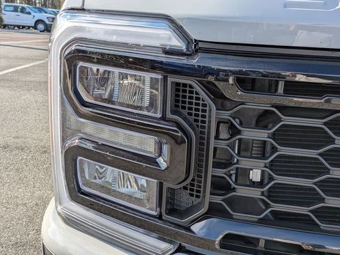 Certified 2026 Ford F250 Lariat w/ Black Appearance Package image 10