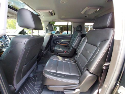 Used 2020 GMC Yukon XL Denali w/ Open Road Package AWD/4WD image 9