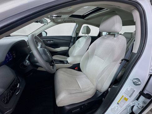 Used 2023 Honda Accord EX image 14