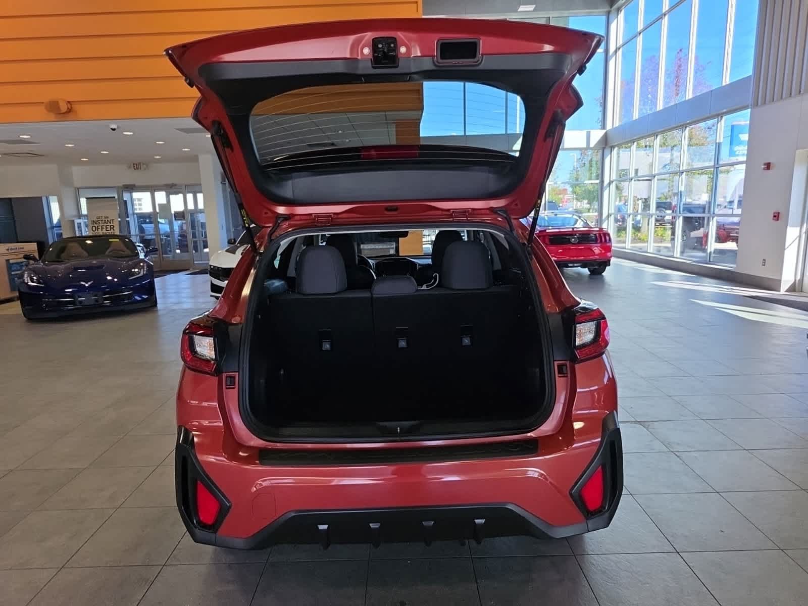 Used 2024 Subaru Crosstrek 2.0i Premium AWD/4WD image 9