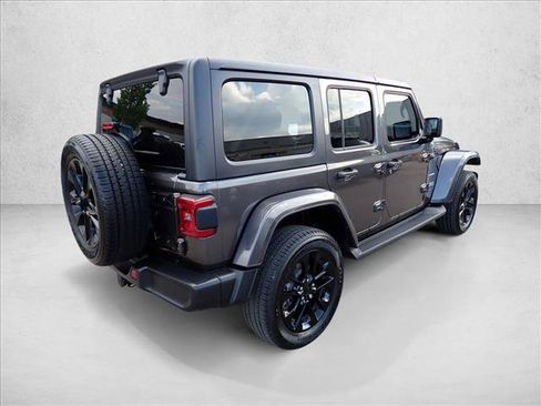 Used 2023 Jeep Wrangler Unlimited Sahara w/ Cold Weather Group AWD/4WD image 4