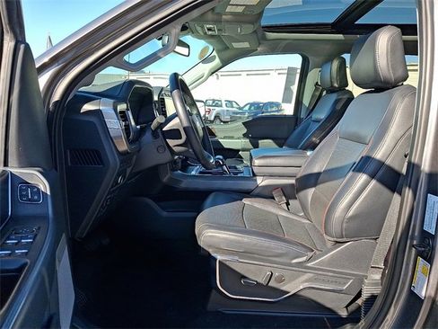 Used 2022 Ford F150 Lariat w/ Equipment Group 502A High image 13