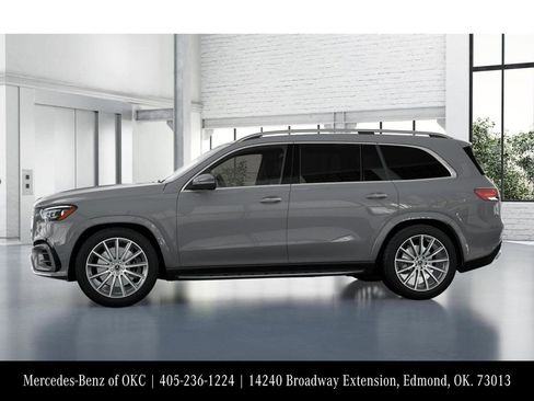 New 2026 Mercedes-Benz GLS 580 4MATIC image 35