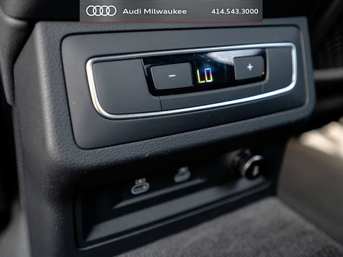 Used 2023 Audi A6 Premium Plus w/ Premium Plus Package AWD/4WD image 40