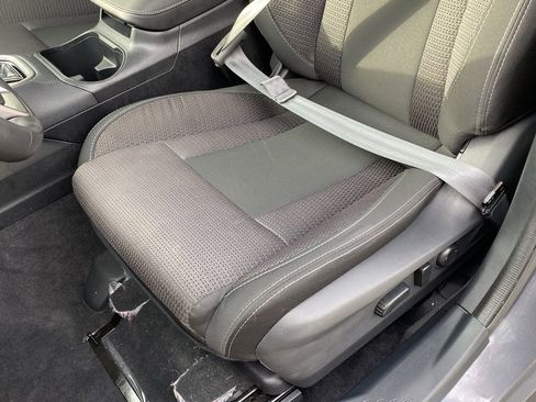 Used 2025 Subaru Outback Premium image 20