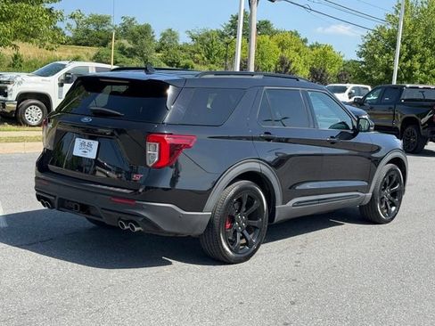 Used 2020 Ford Explorer ST w/ ST Street Pack AWD/4WD image 13