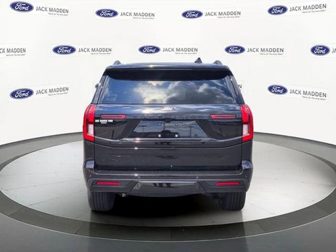 New 2026 Ford Expedition Platinum w/ Stealth Performance Package AWD/4WD image 4